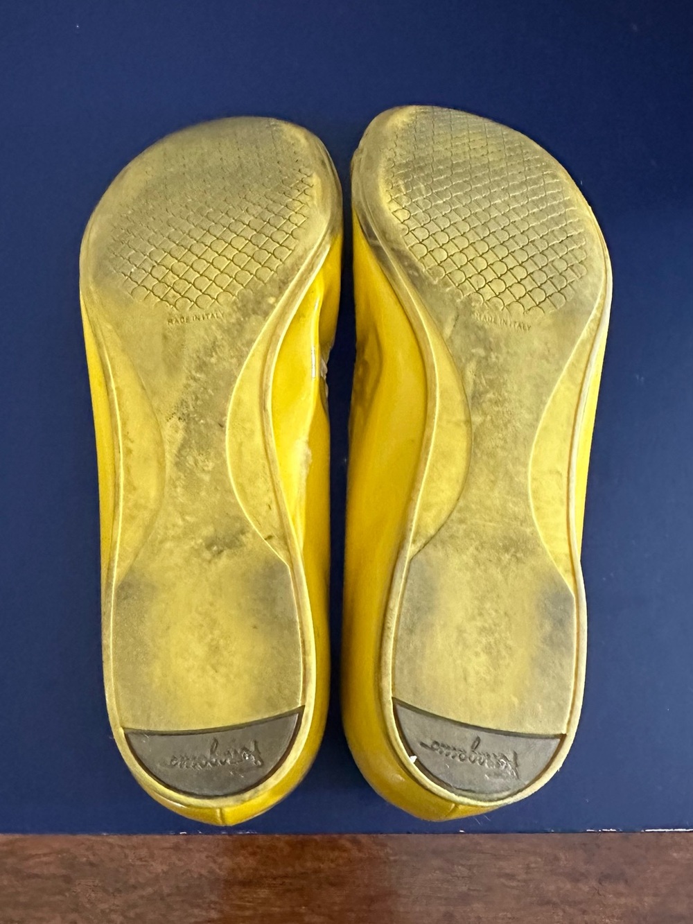 Salvatore Ferragamo Bright Yellow Patent Vara Bow Flats - Picture 6 of 7